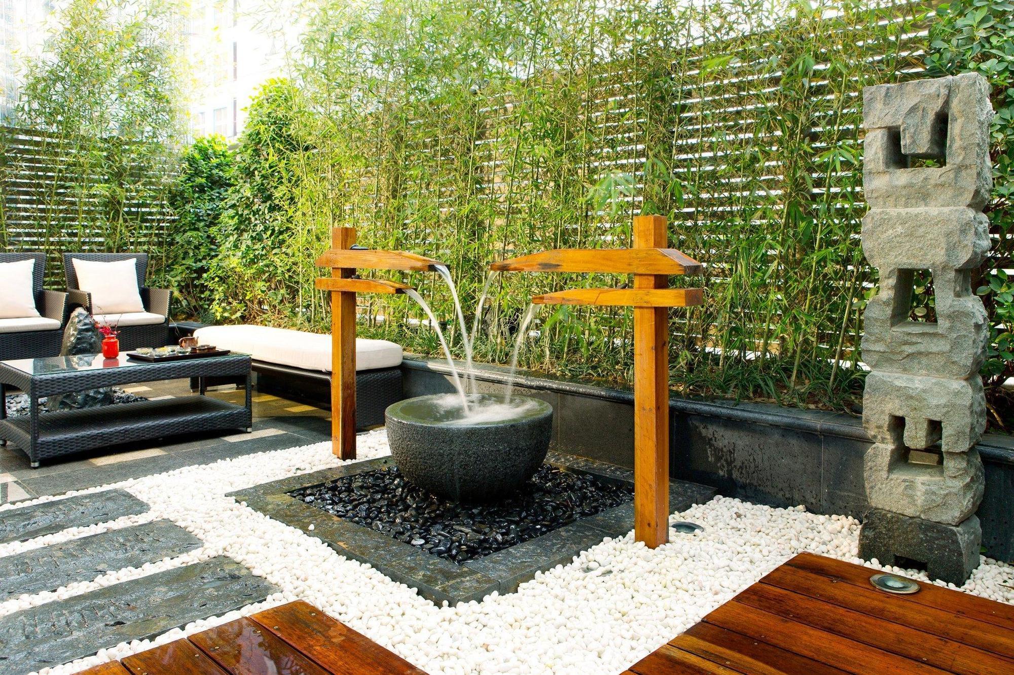 โรงแรม โรงแรมเดอะ แลงแฮม 5*