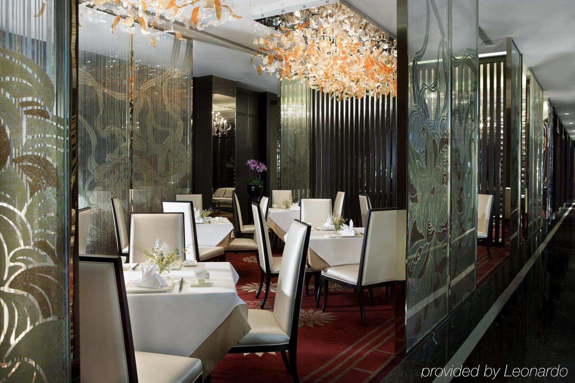 Отель The Langham,
